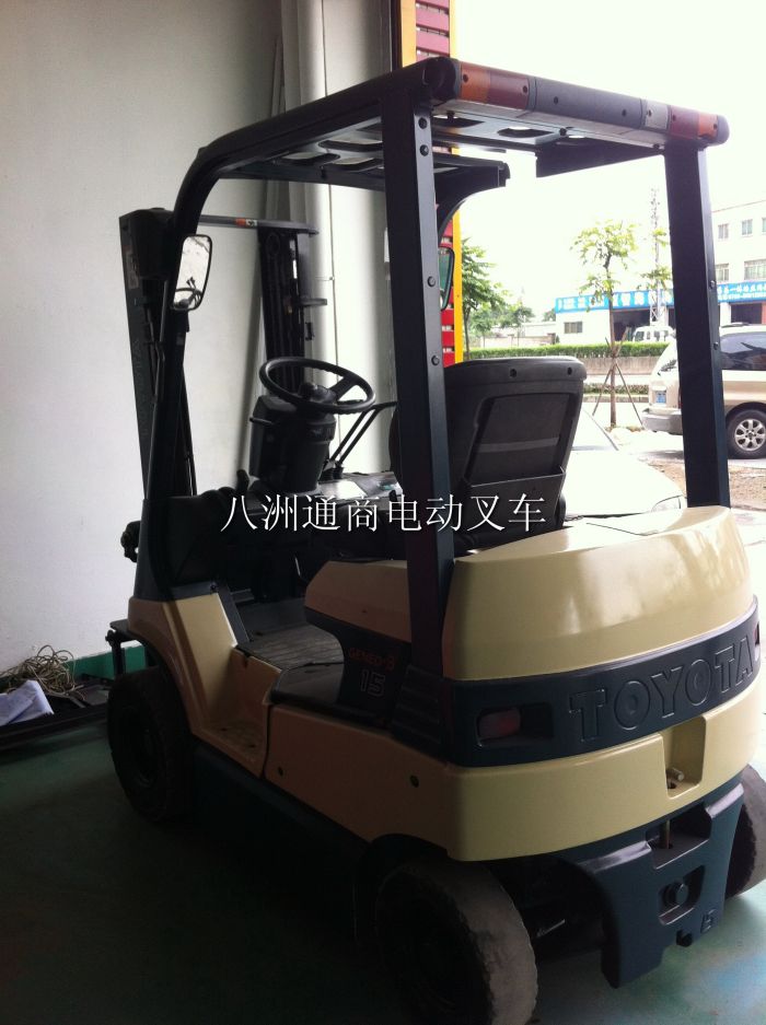 電動叉車