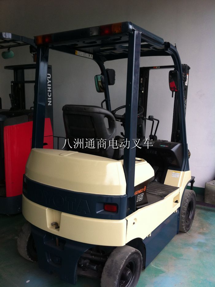電動叉車