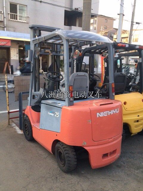 電動叉車