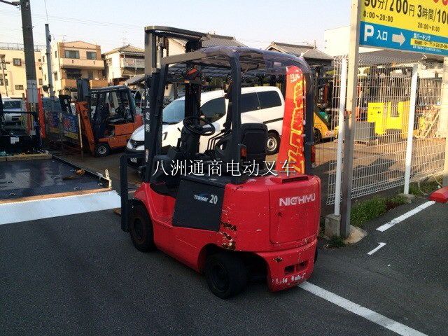 電動叉車
