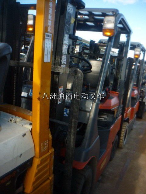 電動叉車