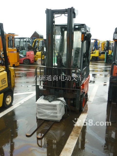 豐田平衡重電動叉車
