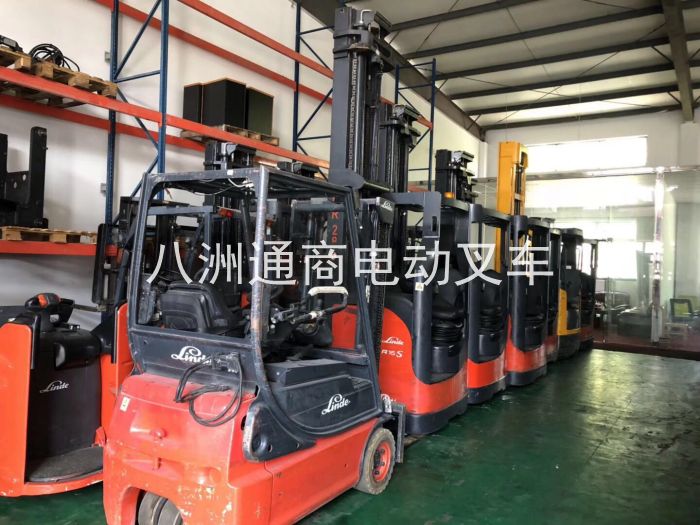 德國原裝進口二手林德電動叉車 (3)