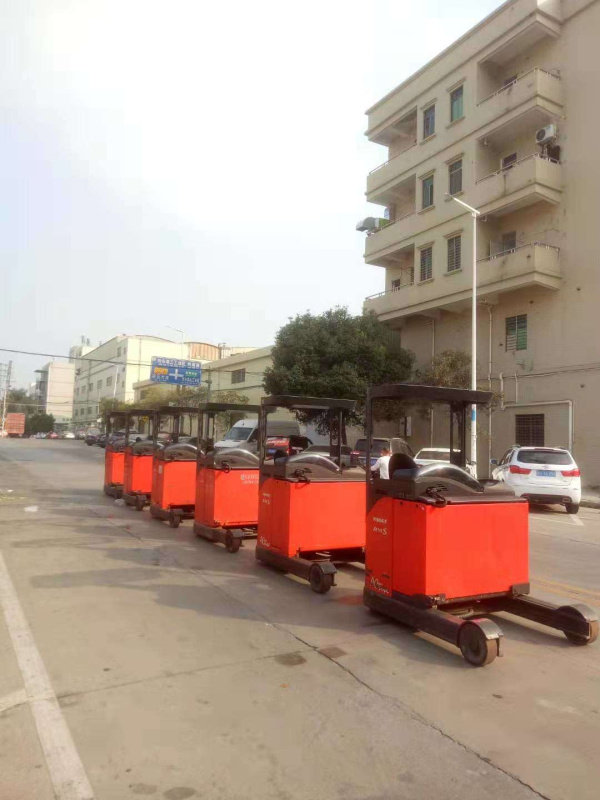 林德電動叉車 (16)